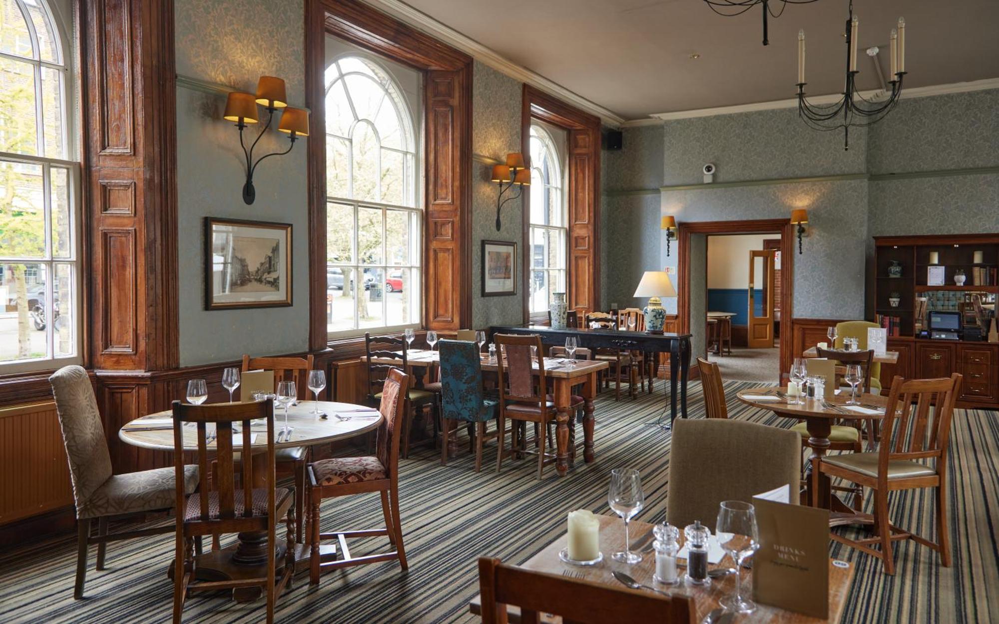 White Hart Hotel By Greene King Inns Braintree Buitenkant foto