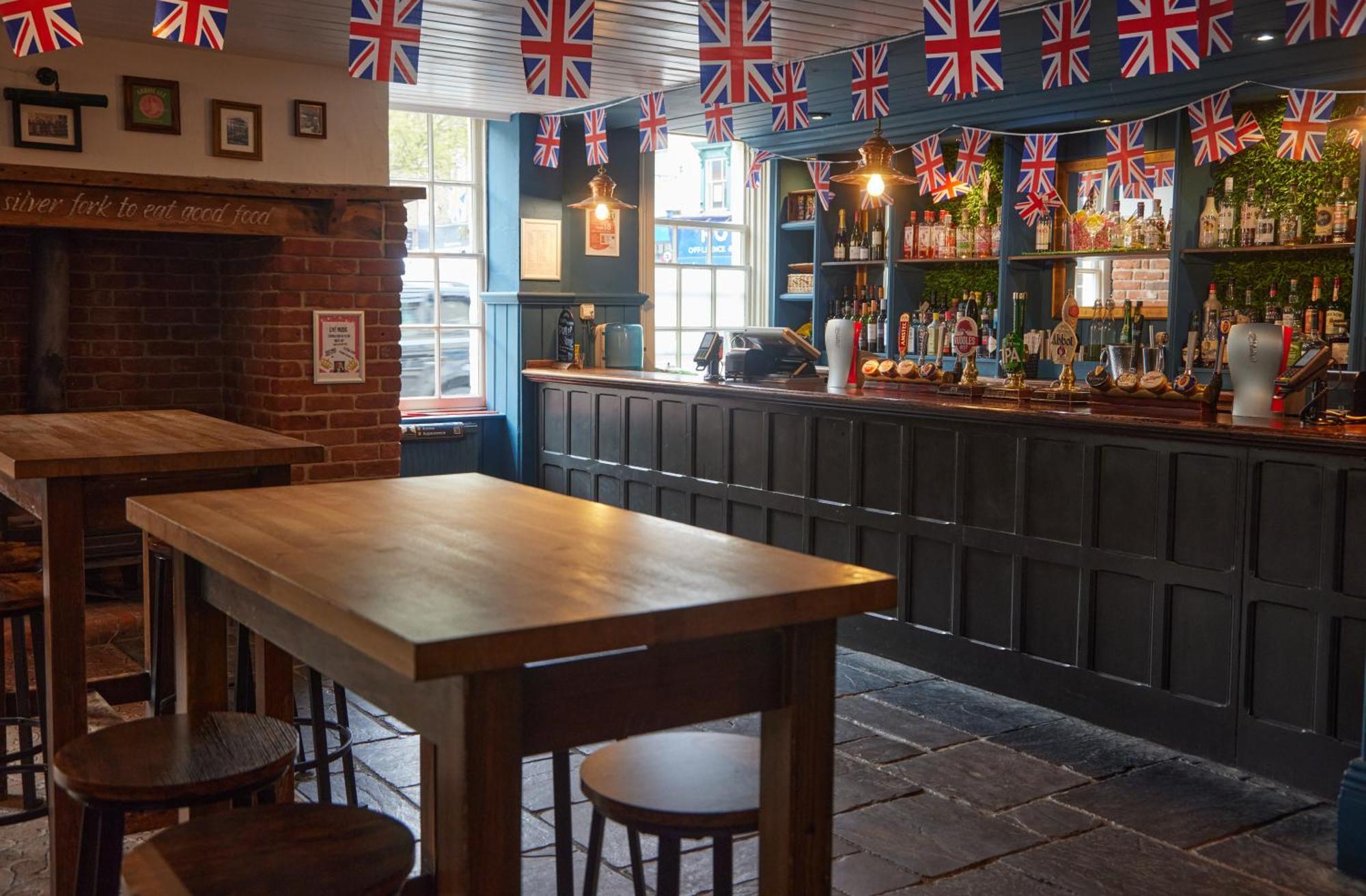 White Hart Hotel By Greene King Inns Braintree Buitenkant foto
