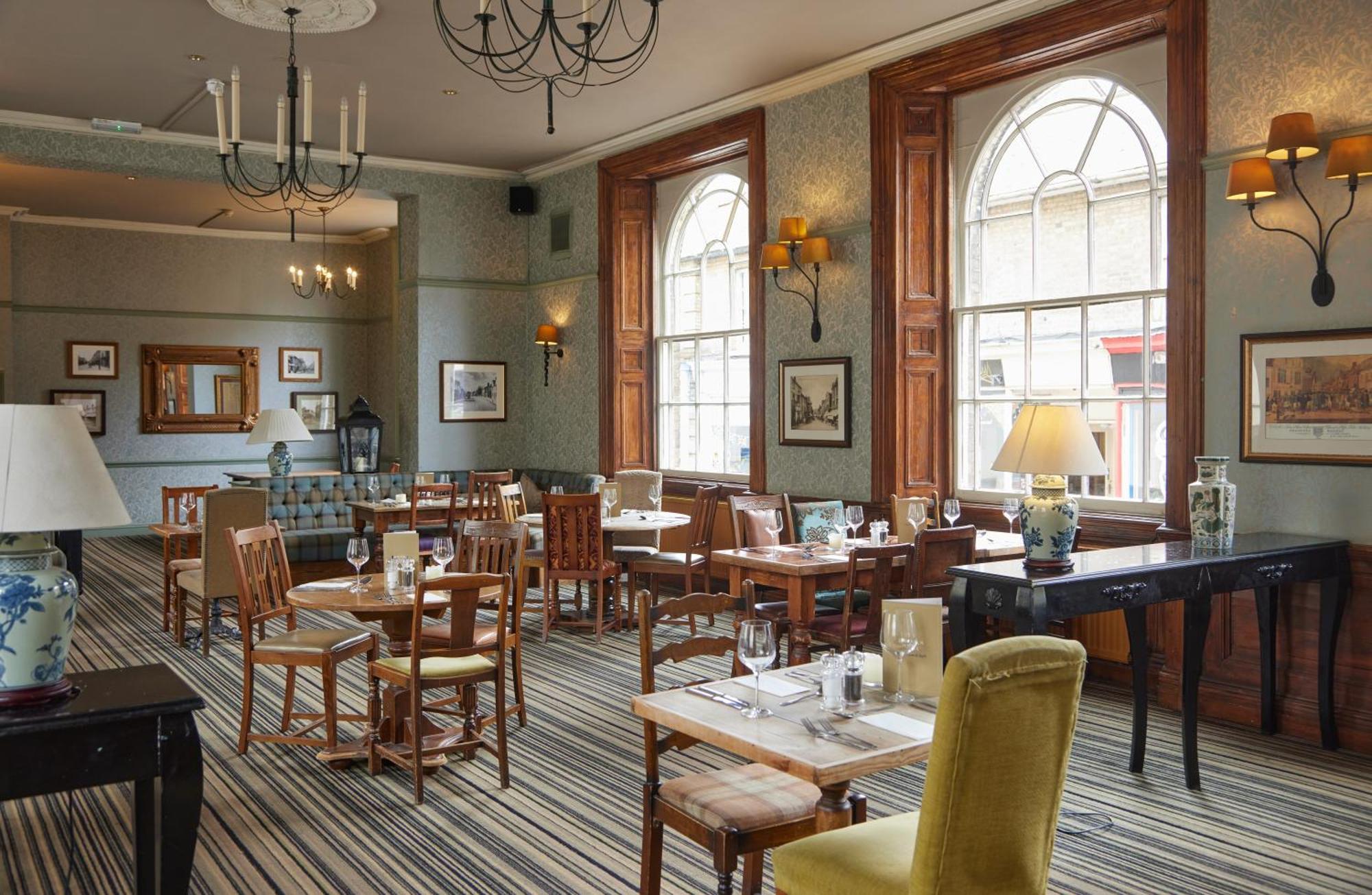 White Hart Hotel By Greene King Inns Braintree Buitenkant foto