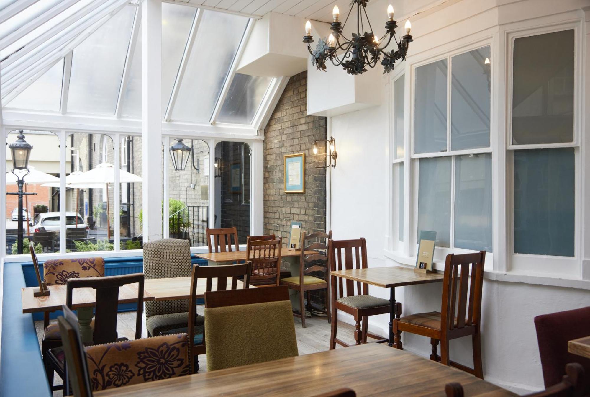 White Hart Hotel By Greene King Inns Braintree Buitenkant foto