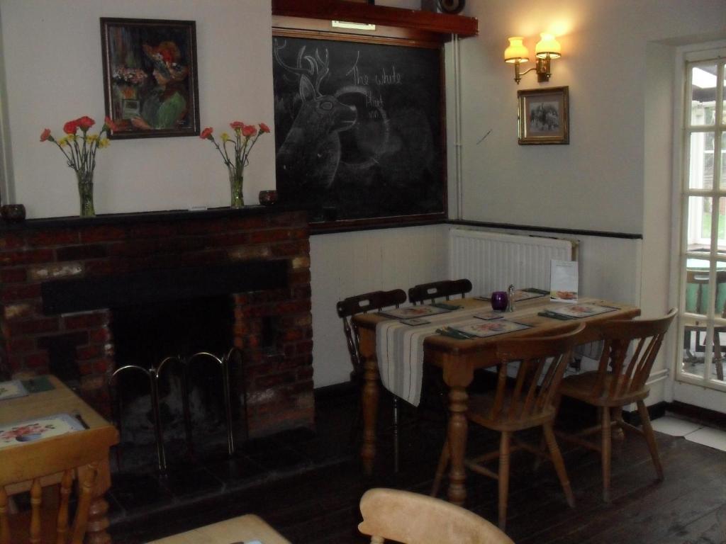 White Hart Hotel By Greene King Inns Braintree Buitenkant foto